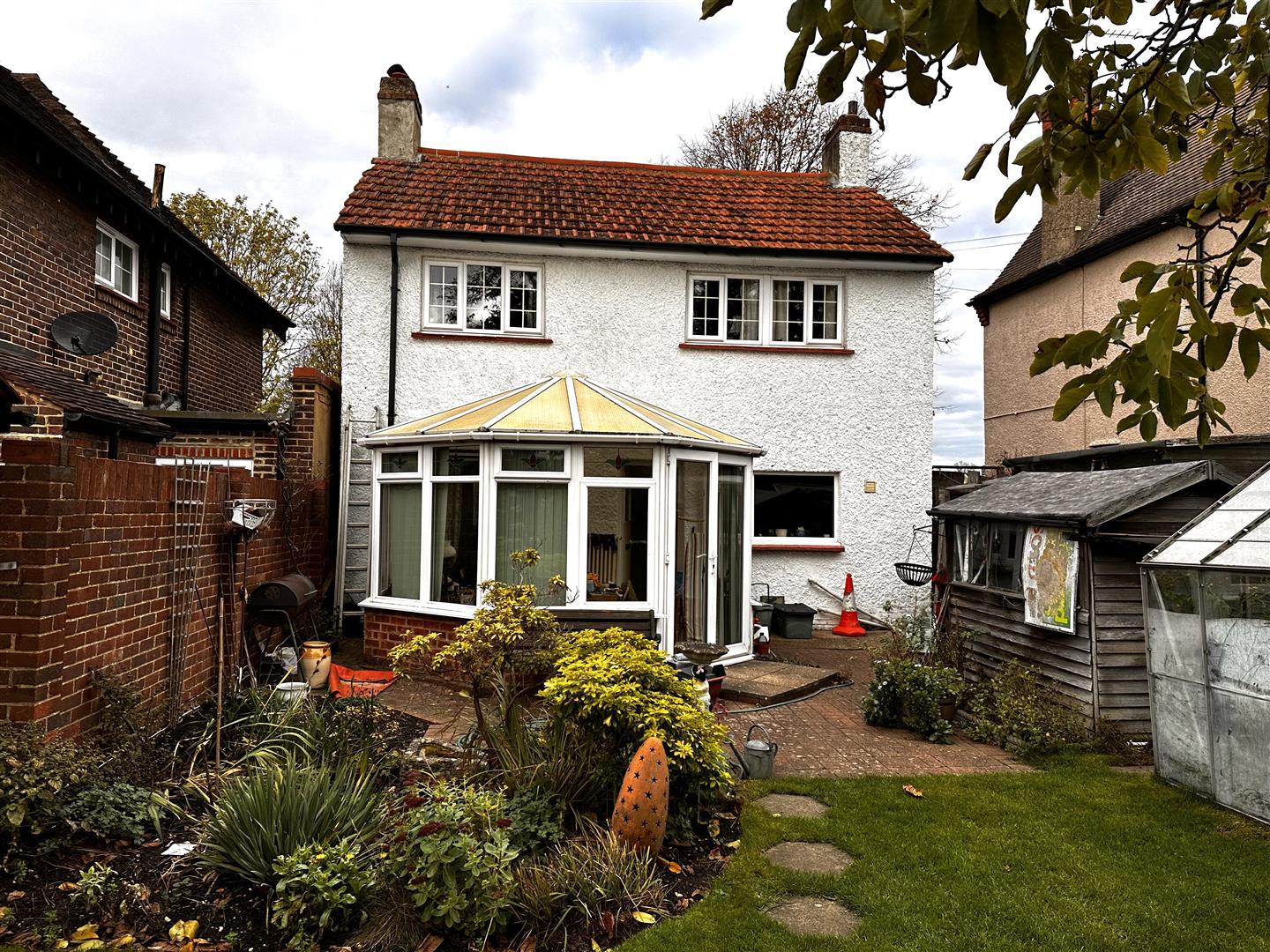 3 bedroom Detached House for sale in Epsom