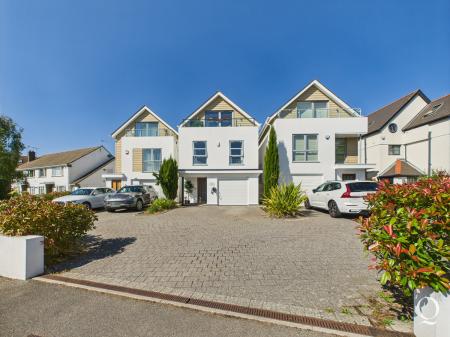 191 Sandbanks Road, Poole BH14 8EJ