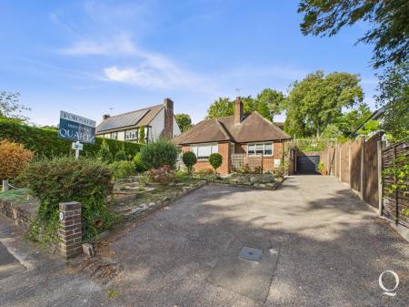 5 Fairway Road, Poole BH14 8QB