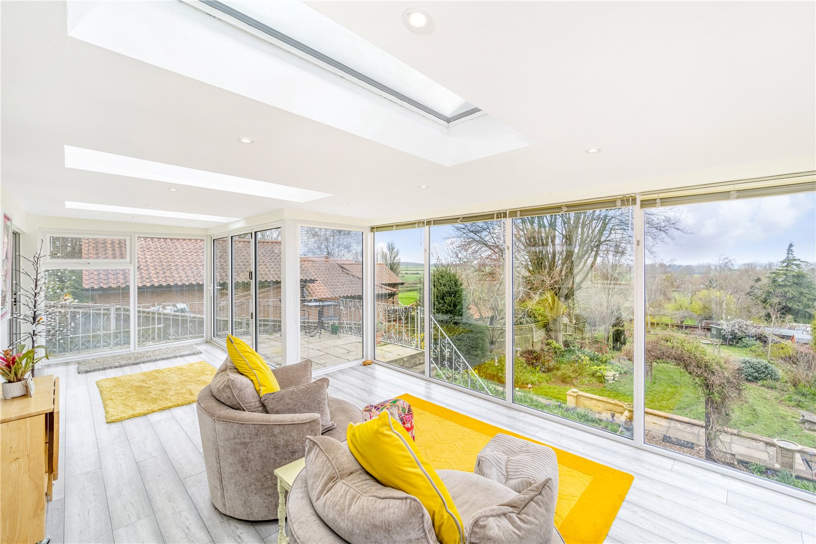 Detached House for sale with 4 bedrooms, North End, Fulbeck Fine