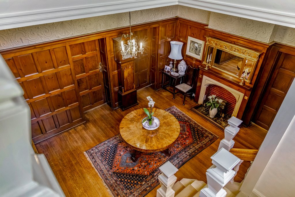 Detached House for sale with 7 bedrooms, London Road, Balderton Fine & Country