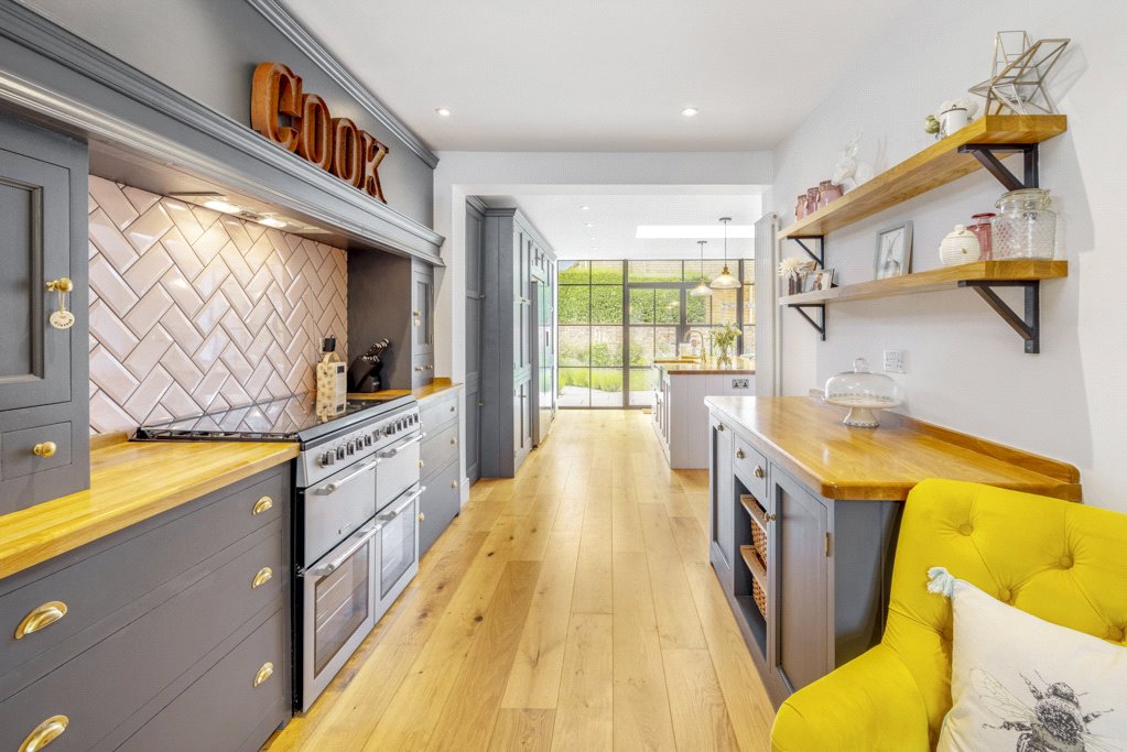 Link Detached House for sale with 4 bedrooms, Drury Street