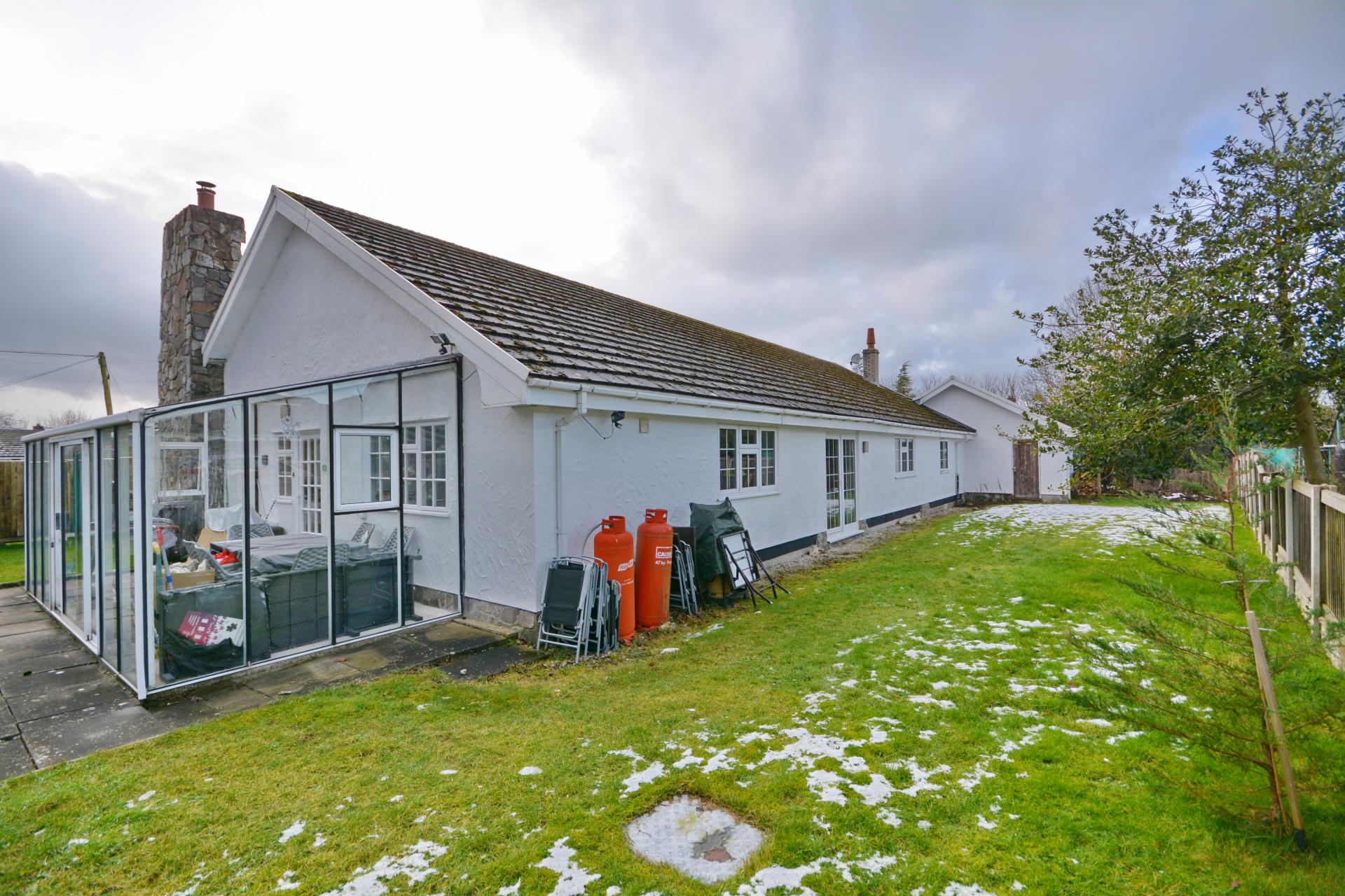 4 bedroom Detached Bungalow for sale in Holywell