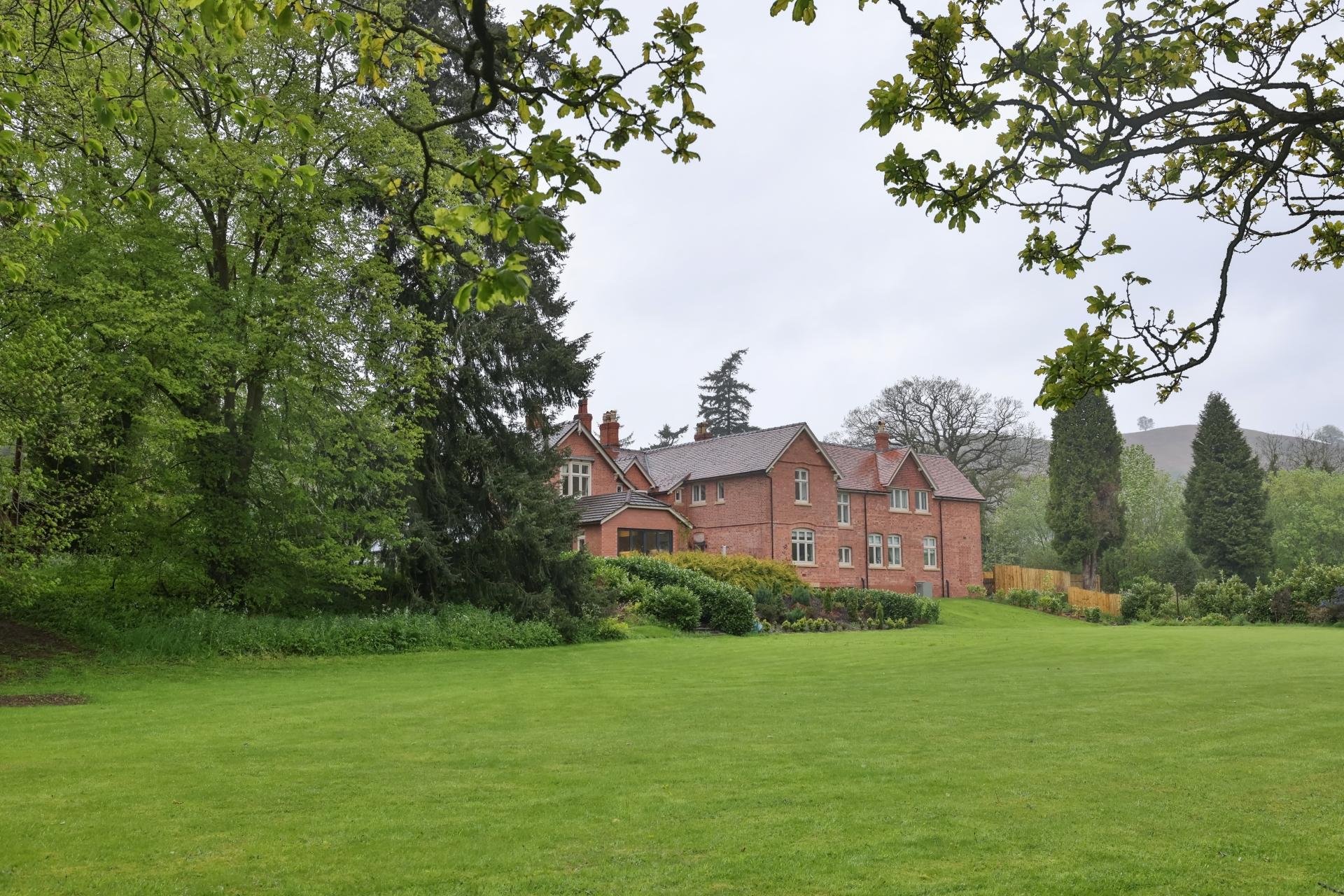 9 bedroom Manor House for sale in Llangollen