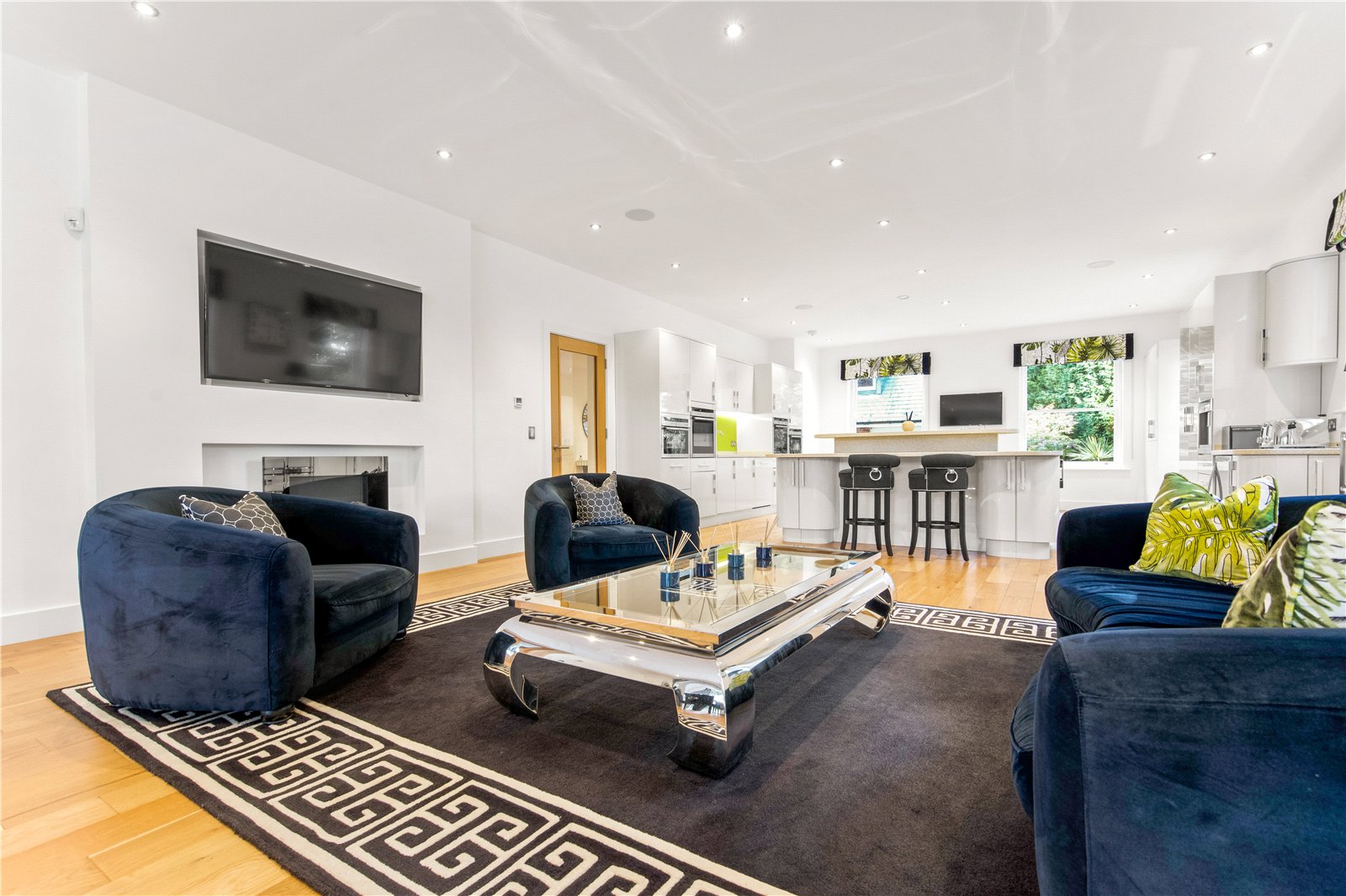 Detached House for sale with 6 bedrooms, Avon Castle Drive, Avon Castle