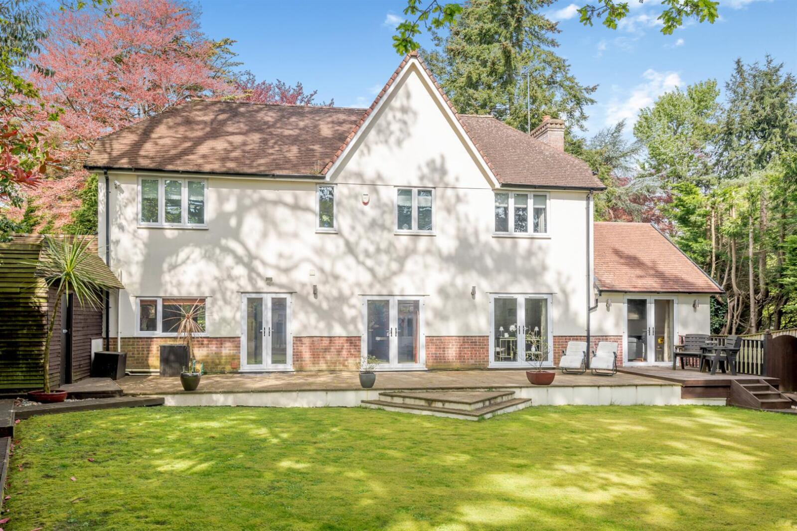 House for sale with 6 bedrooms, Woodland Walk, Ferndown Fine & Country