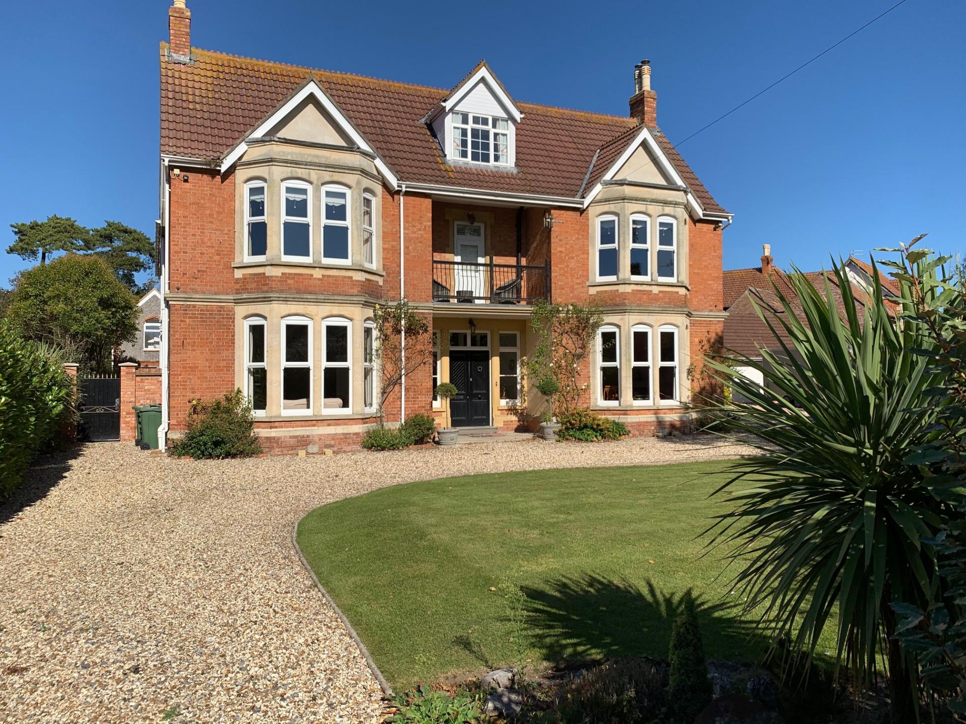 10 bedroom Detached House for sale in BurnhamonSea