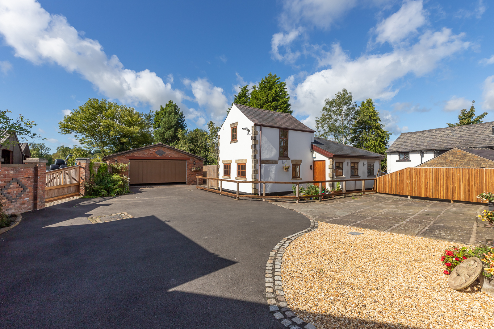 3 bedroom Detached House for sale in Eccleston