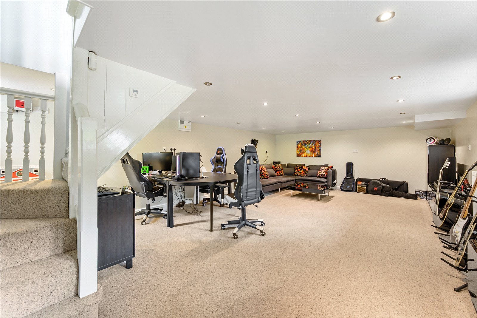 House for sale with 5 bedrooms, Mytholmroyd, Hebden Bridge Fine & Country