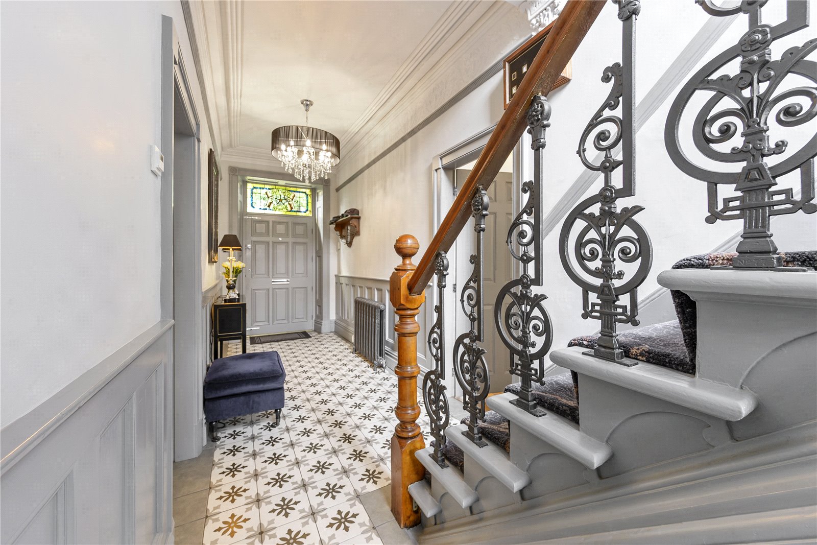 House for sale with 5 bedrooms, Mytholmroyd, Hebden Bridge Fine & Country