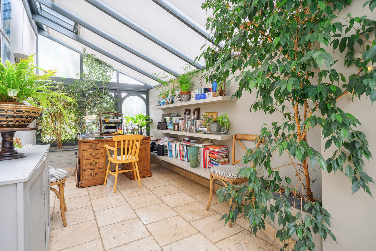 Terraced House for sale with 5 bedrooms, Baronsmead Road, London Fine