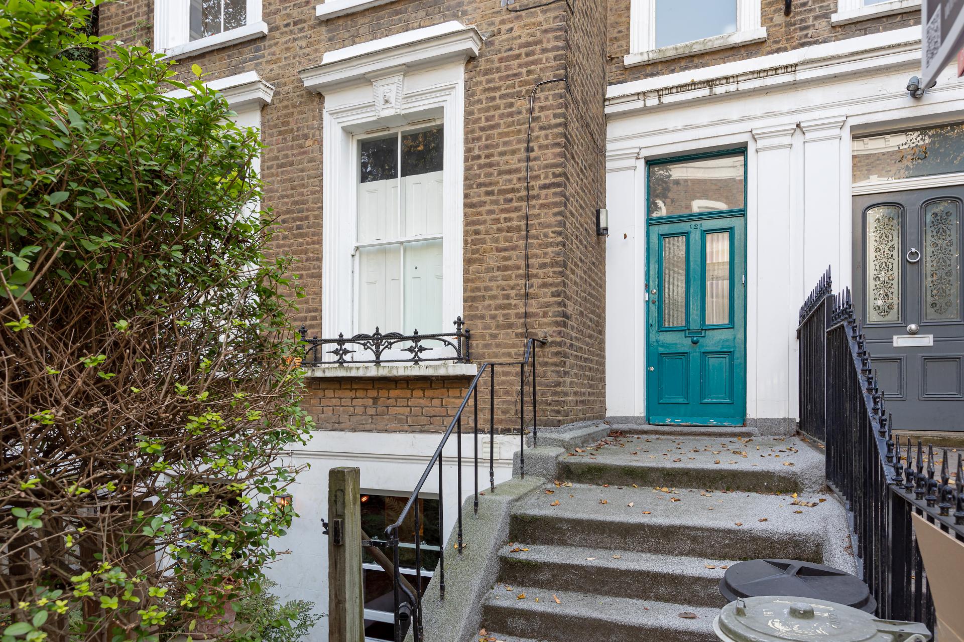 3 bedroom Duplex for sale in London
