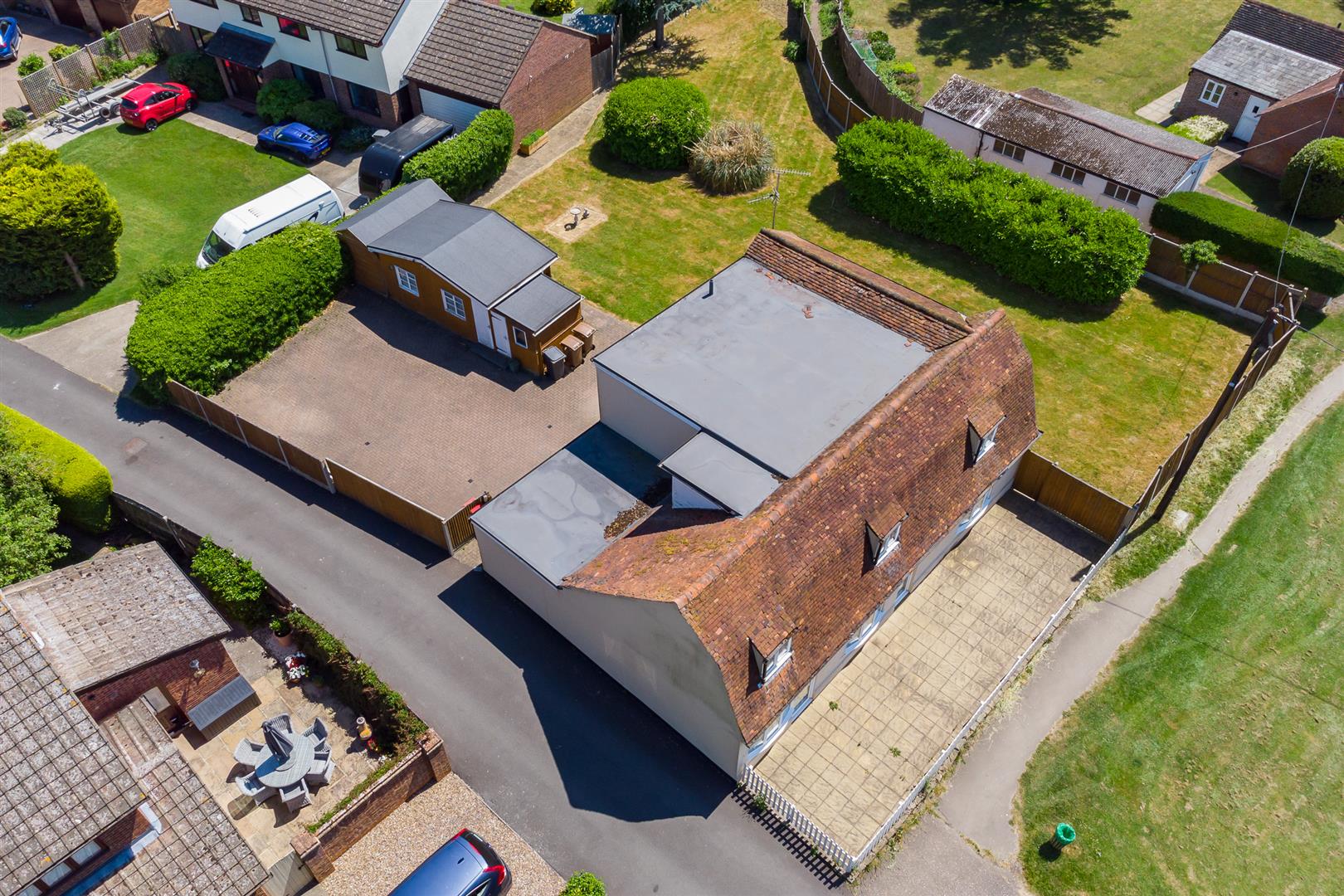 Detached House for sale with 4 bedrooms, The Tye, East Hanningfield Fine & Country