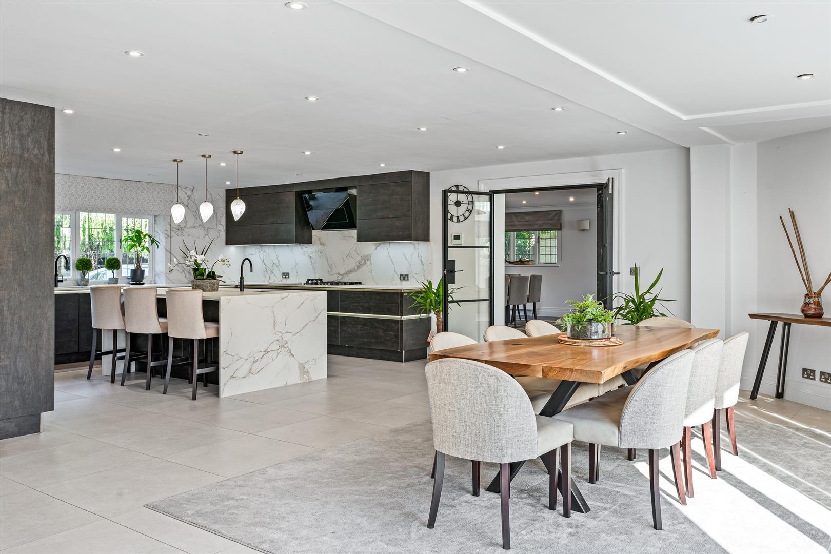 Detached House for sale with 7 bedrooms, Greensted Road, Ongar Fine