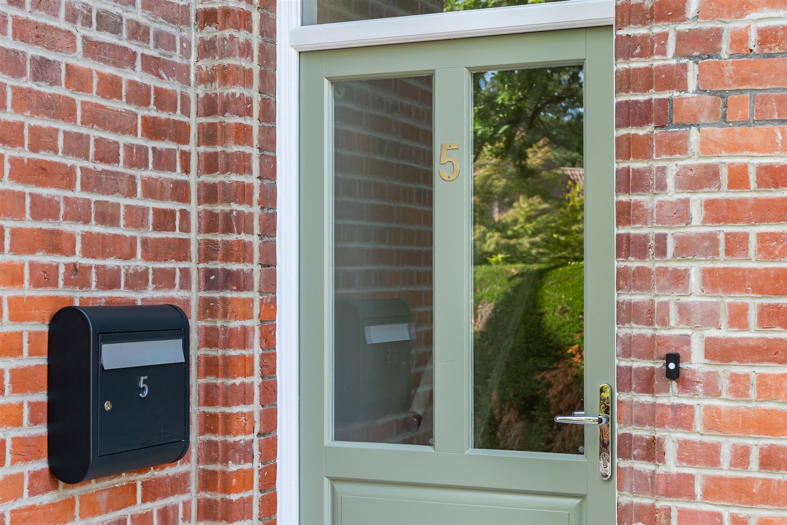 Apartment for sale with 3 bedrooms, Redwood Drive, Writtle Fine & Country