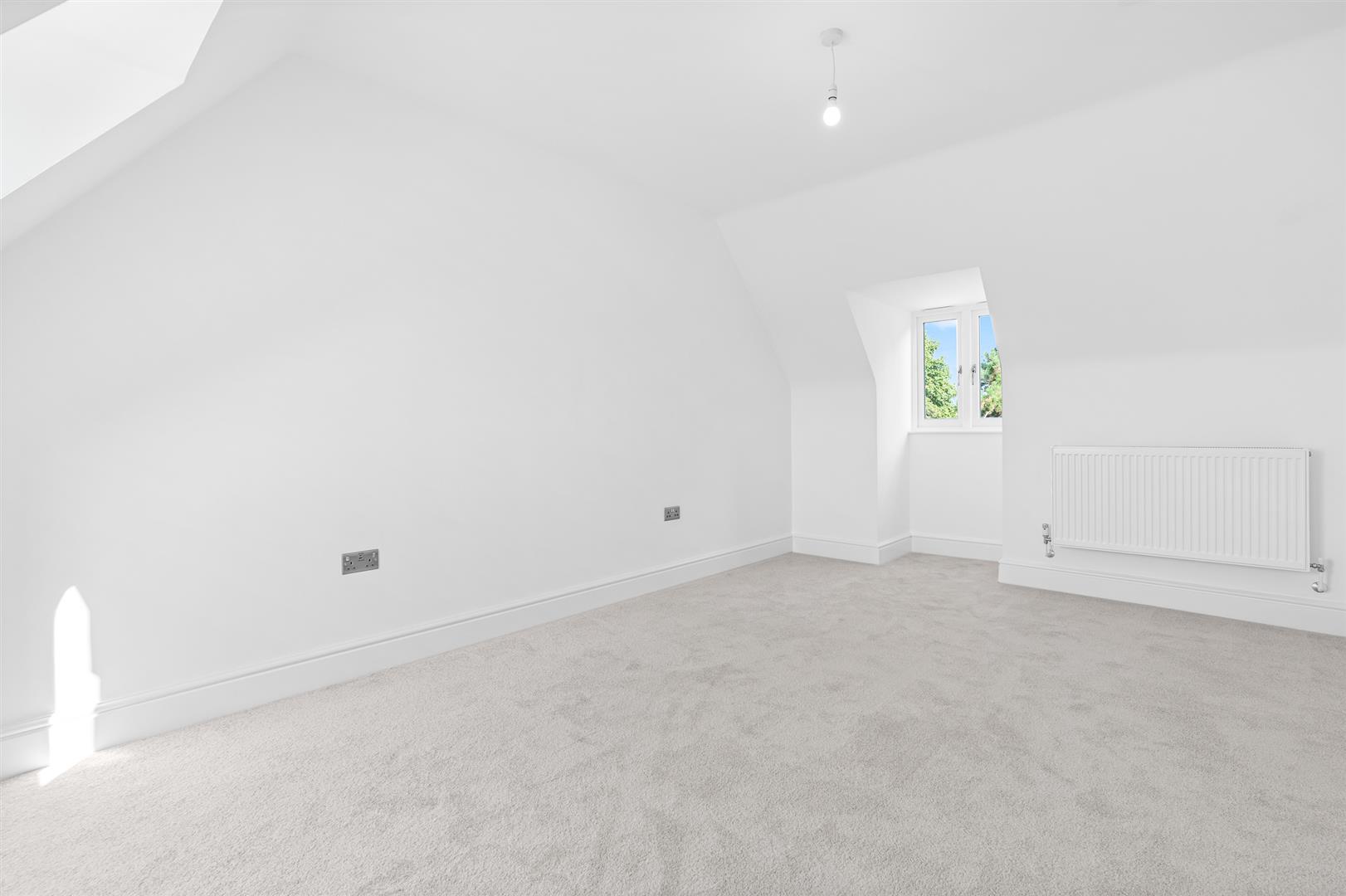 Apartment for sale with 3 bedrooms, Redwood Drive, Writtle Fine & Country