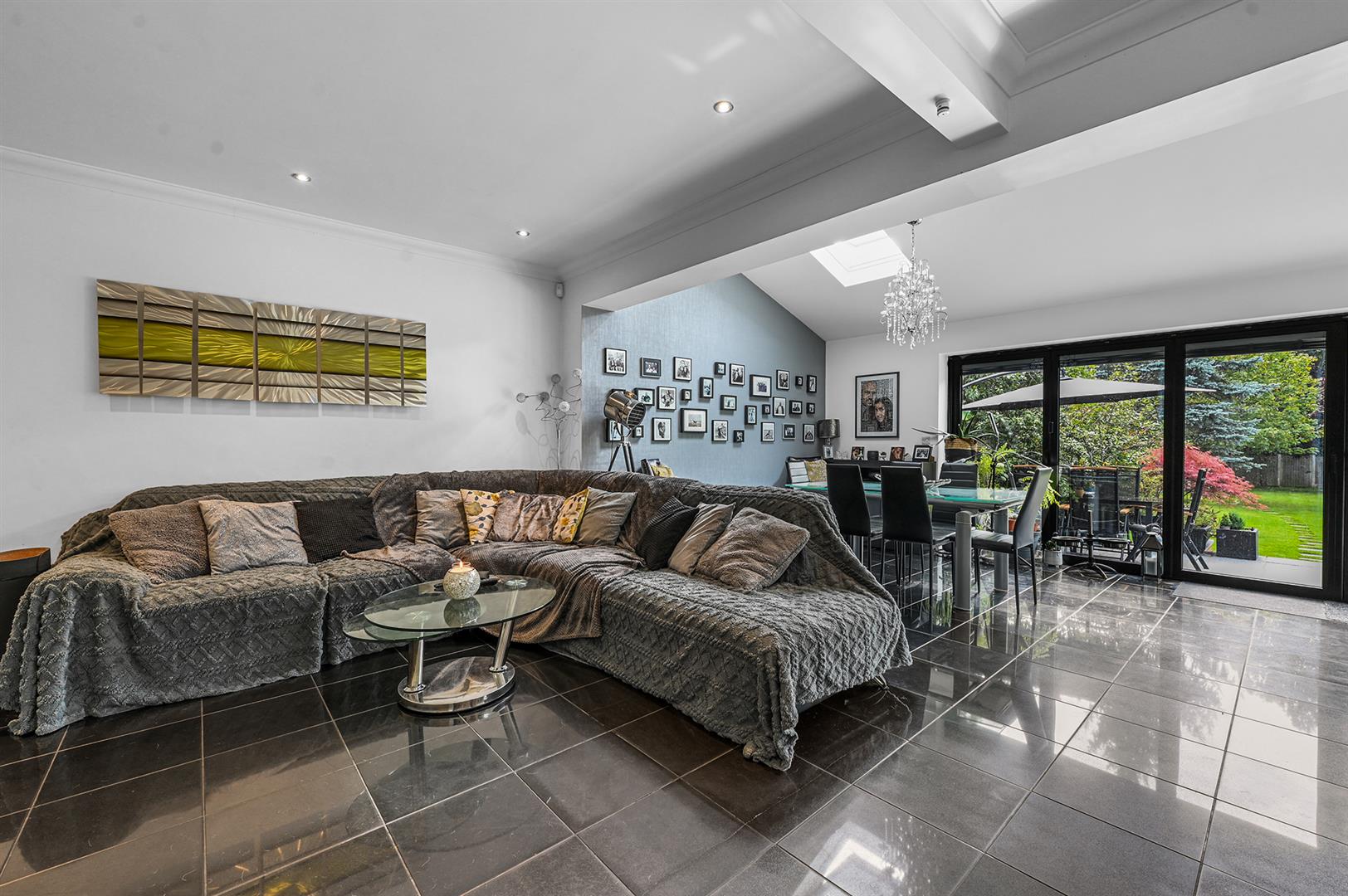 SemiDetached House for sale with 4 bedrooms, Chelmsford Road