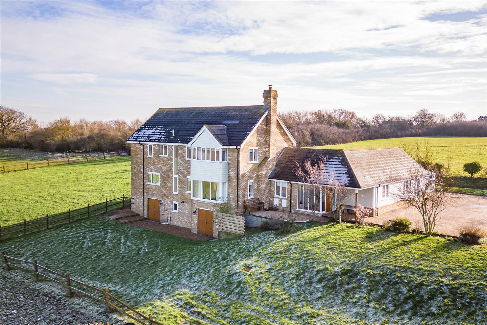 Detached House for sale with 8 bedrooms, Hillview, Purleigh Fine