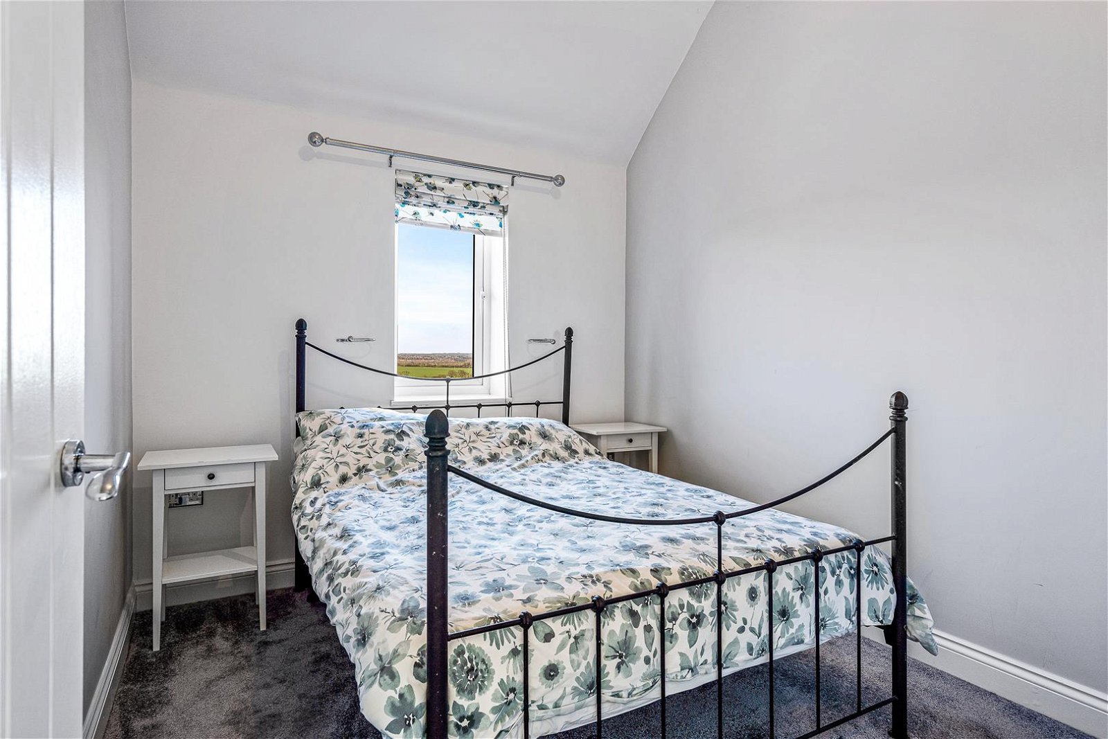 Detached House for sale with 8 bedrooms, Hillview, Purleigh Fine