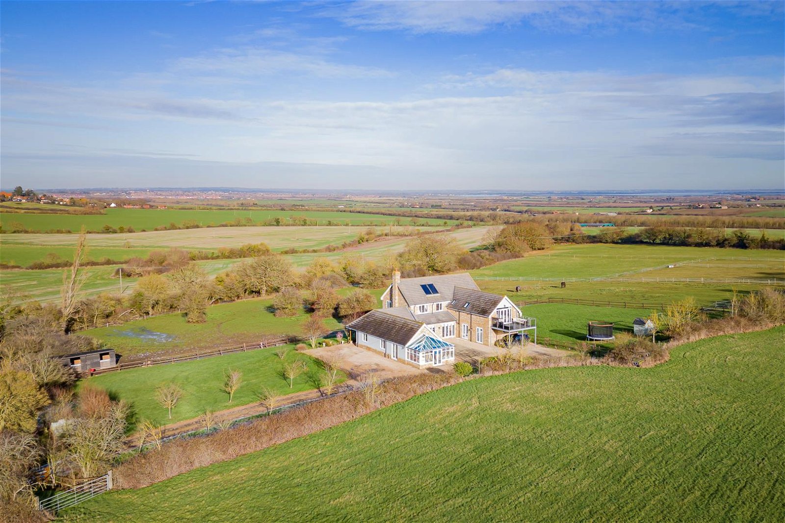 Detached House for sale with 8 bedrooms, Hillview, Purleigh Fine