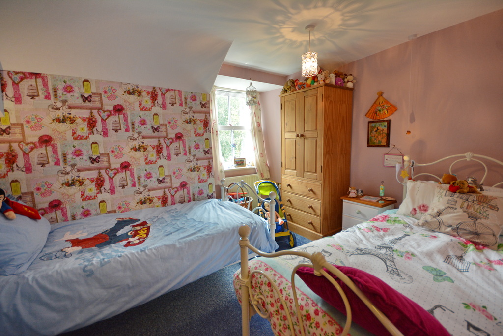 Detached House for sale with 5 bedrooms, Penrhyd Fechan, Morfa Bychan Fine & Country