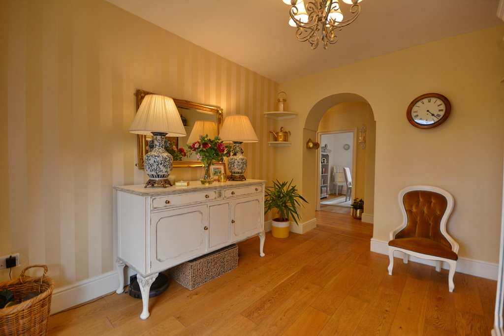 Detached House for sale with 4 bedrooms, Plas Gellidara, Penrhos Fine