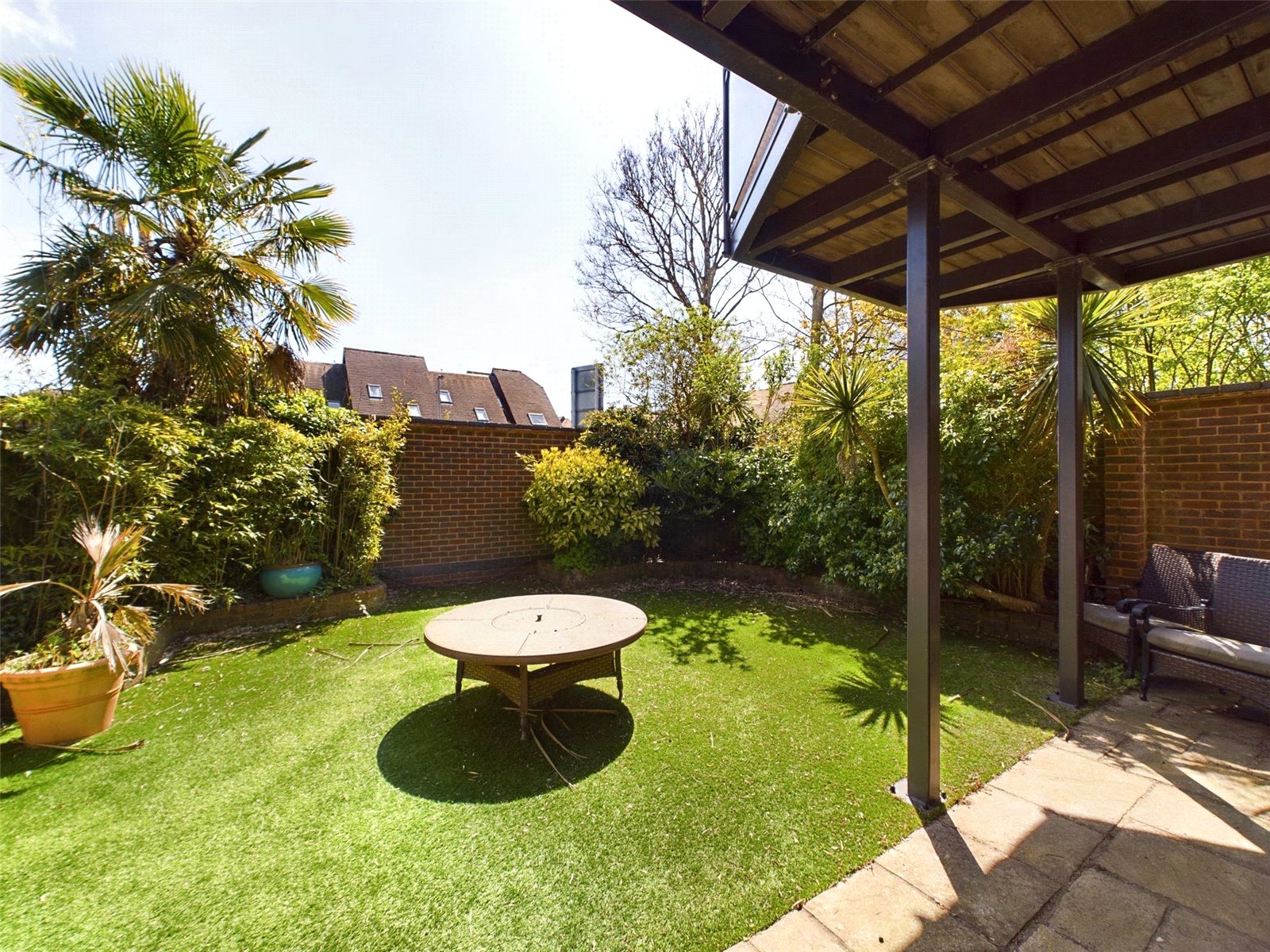 House for sale with 4 bedrooms, The Meridians, Christchurch Fine