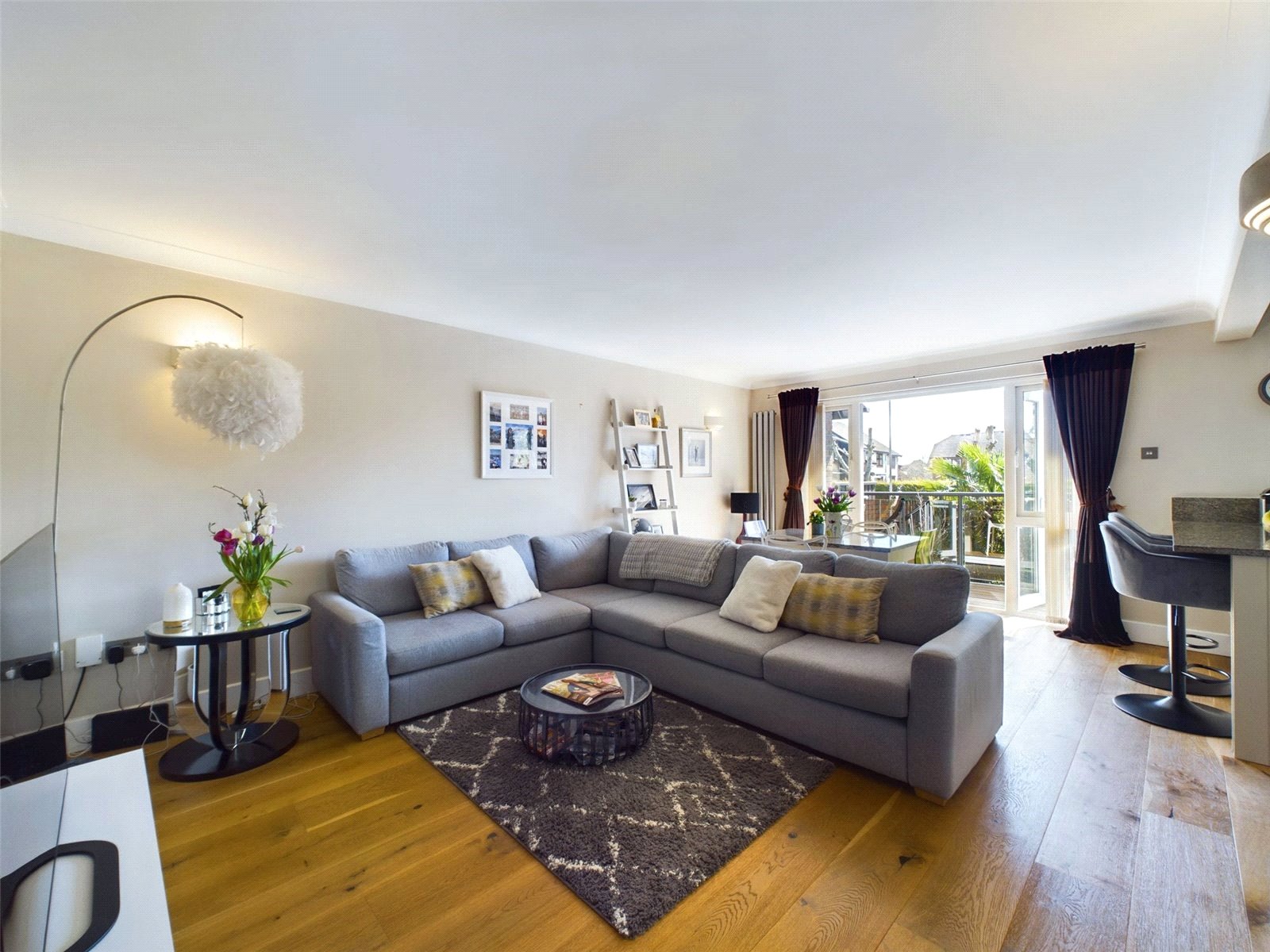 House for sale with 4 bedrooms, The Meridians, Christchurch Fine