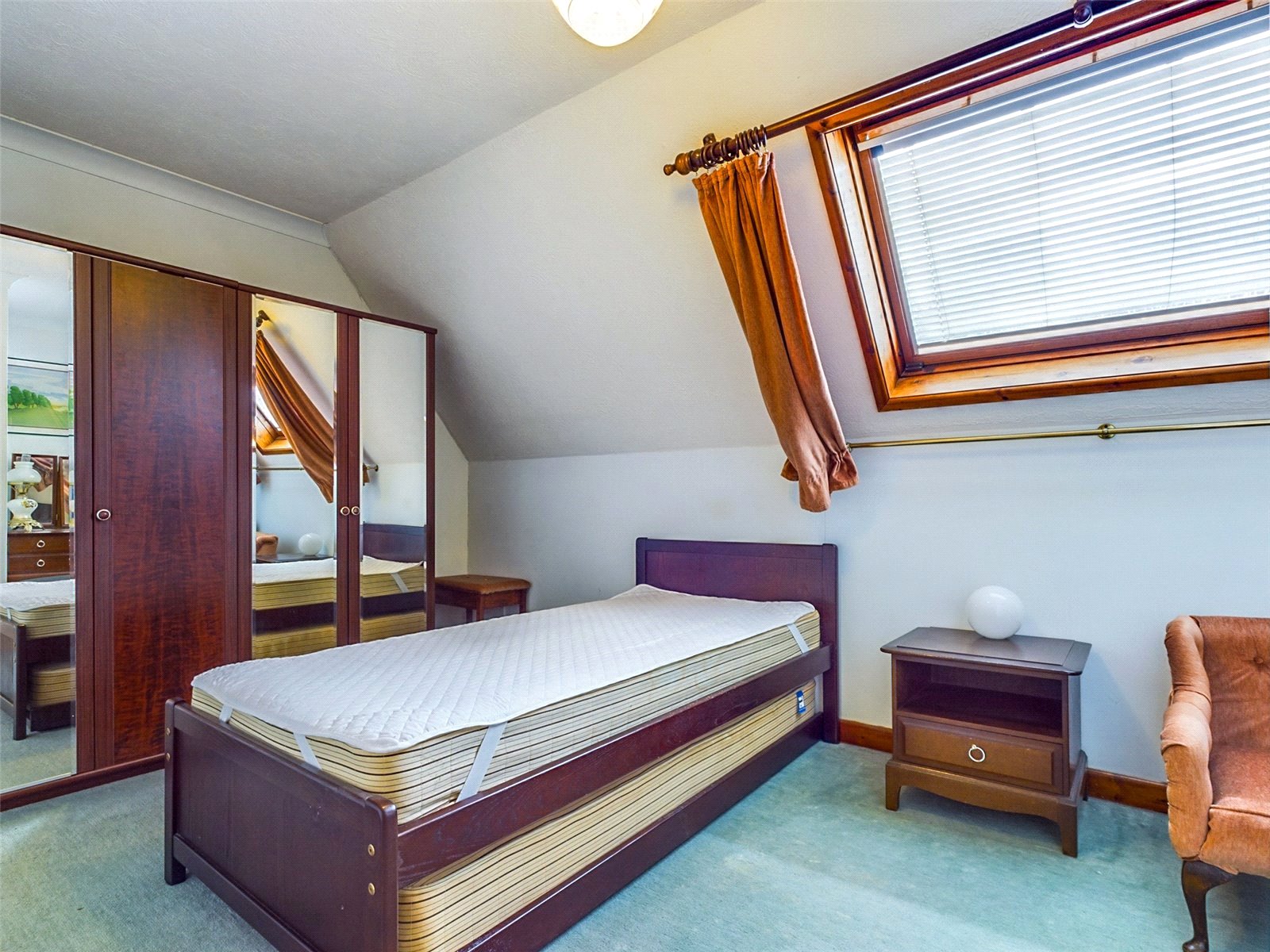 Detached House for sale with 4 bedrooms, Rothesay Drive, Highcliffe