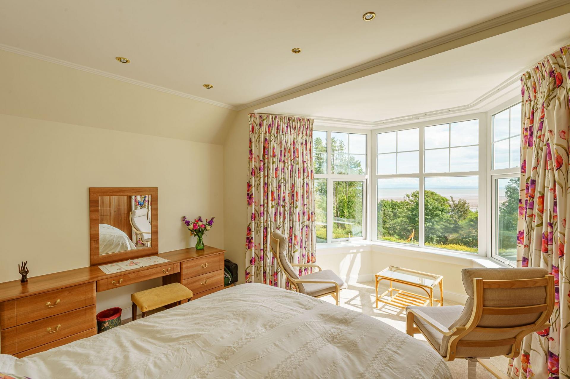 Detached House for sale with 6 bedrooms, Cairngill, Sandyhills Fine