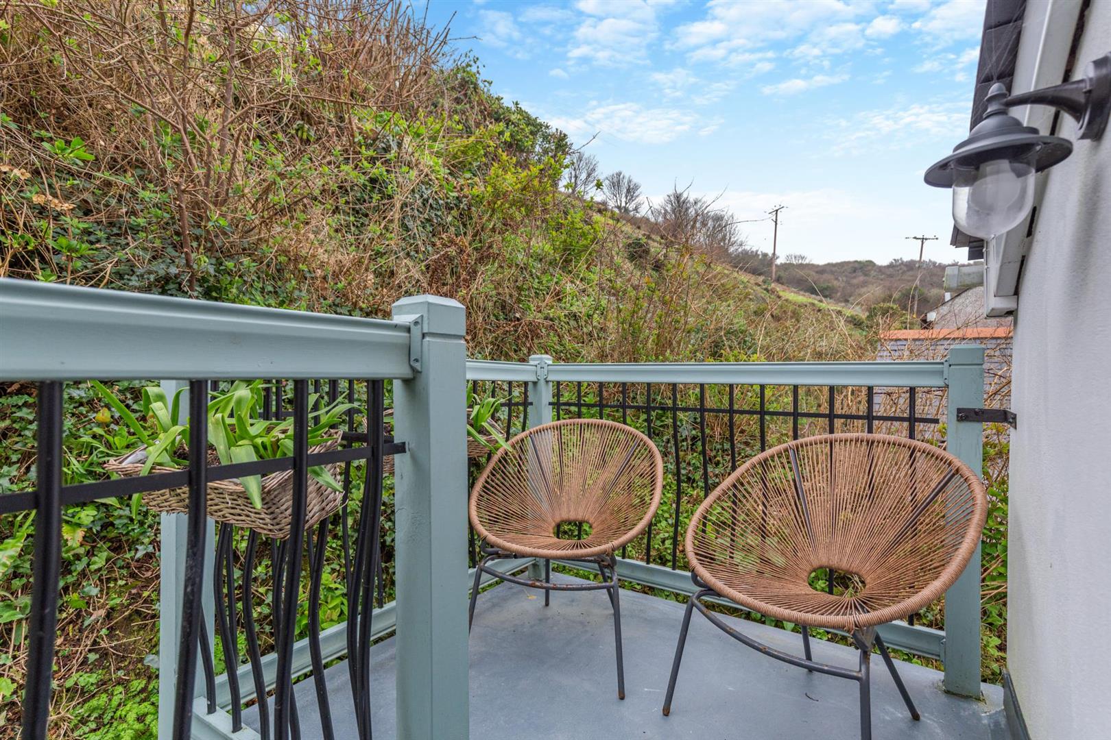 Detached House for sale with 3 bedrooms, Porthallow, St. Keverne Fine