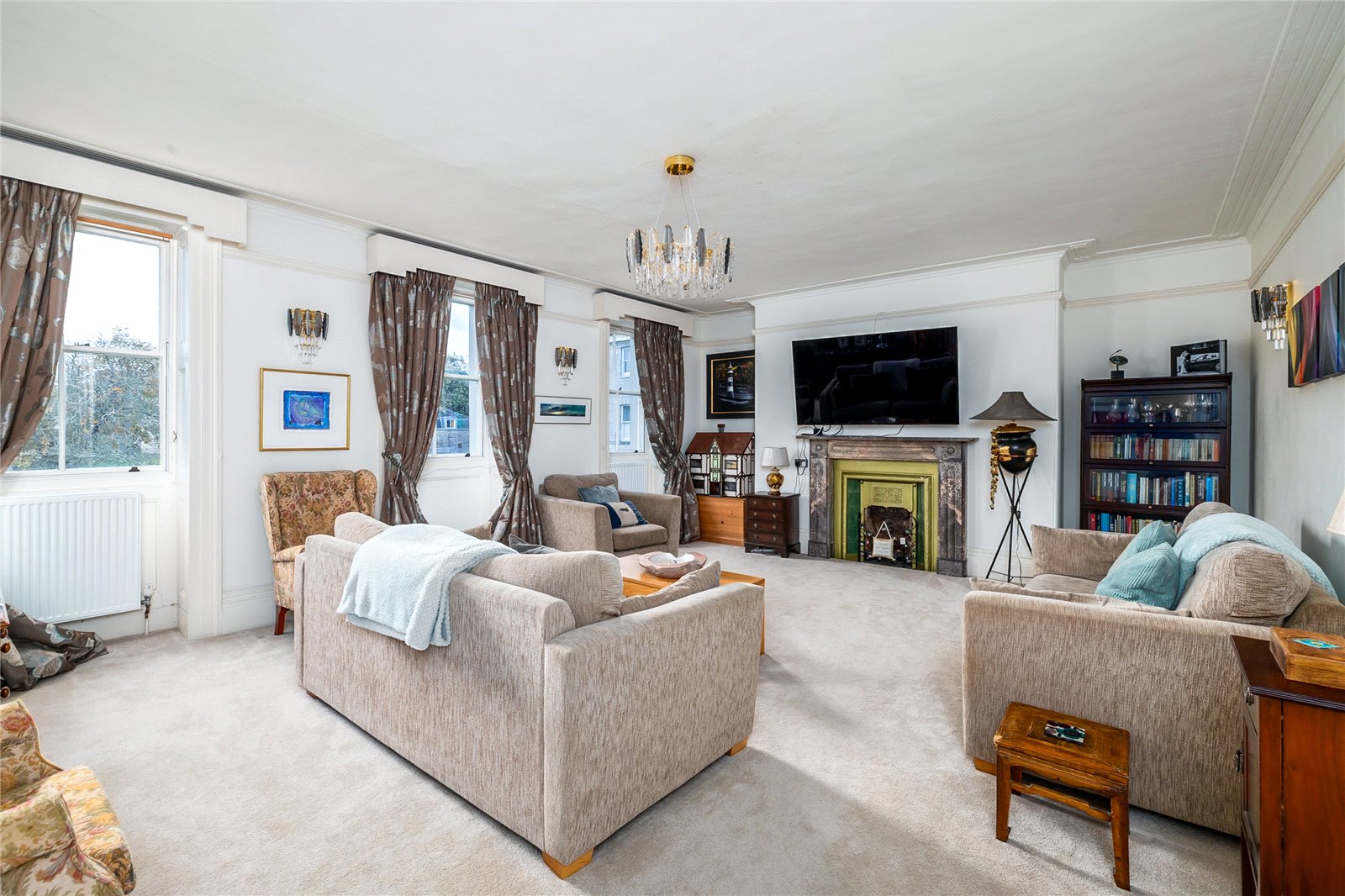 Terraced House for sale with 6 bedrooms, 5 The Square, The Millfields