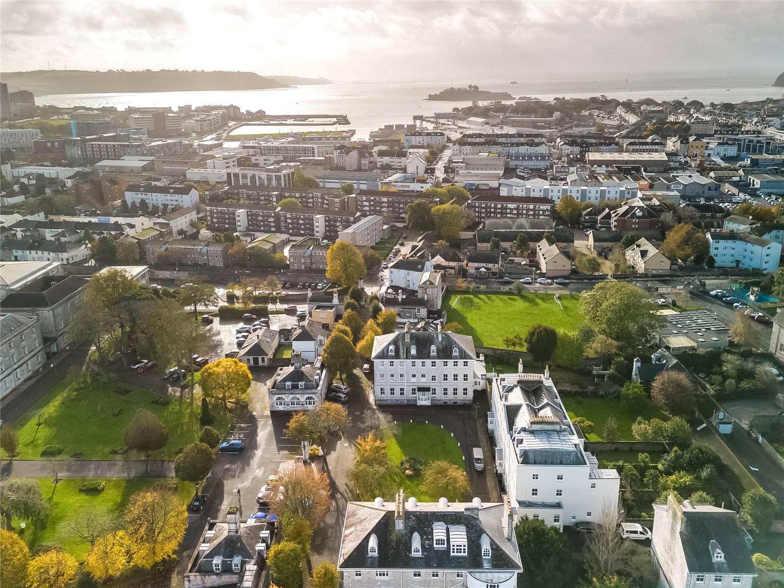 Terraced House for sale with 6 bedrooms, 5 The Square, The Millfields