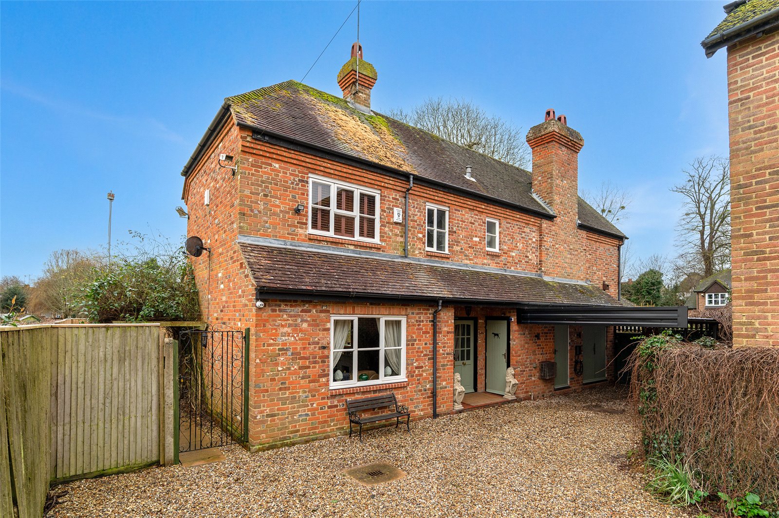 Detached House for sale with 4 bedrooms, Burghfield Road, Reading