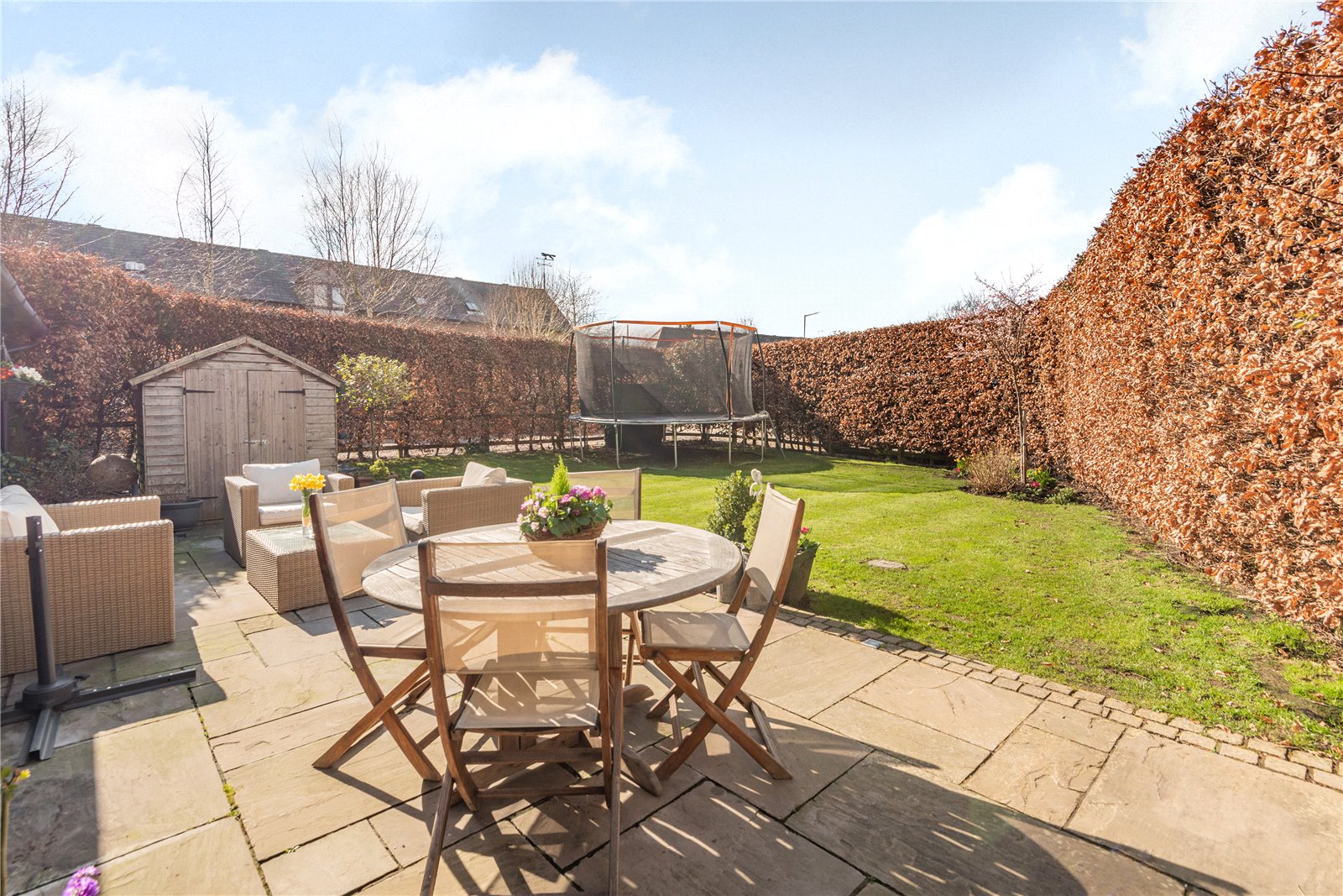 SemiDetached House for sale with 6 bedrooms, 9 Bury Farm, Amersham