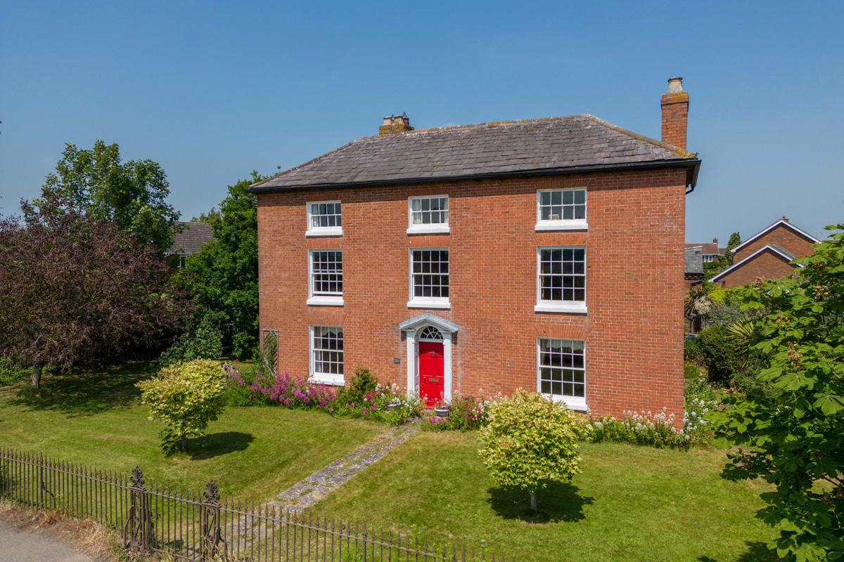 Detached House for sale with 5 bedrooms, Bartestree, Hereford Fine