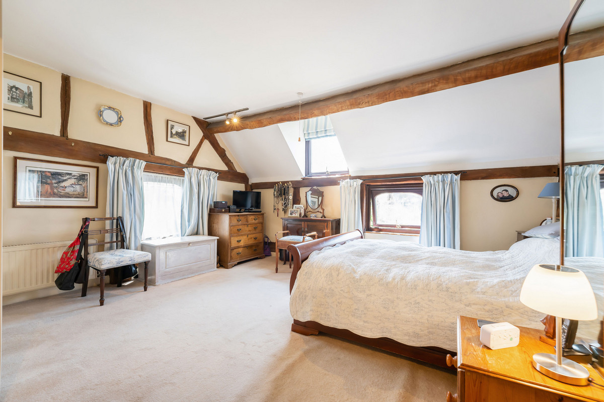 Barn Conversion for sale with 4 bedrooms, Manor Farm Broughton Hackett