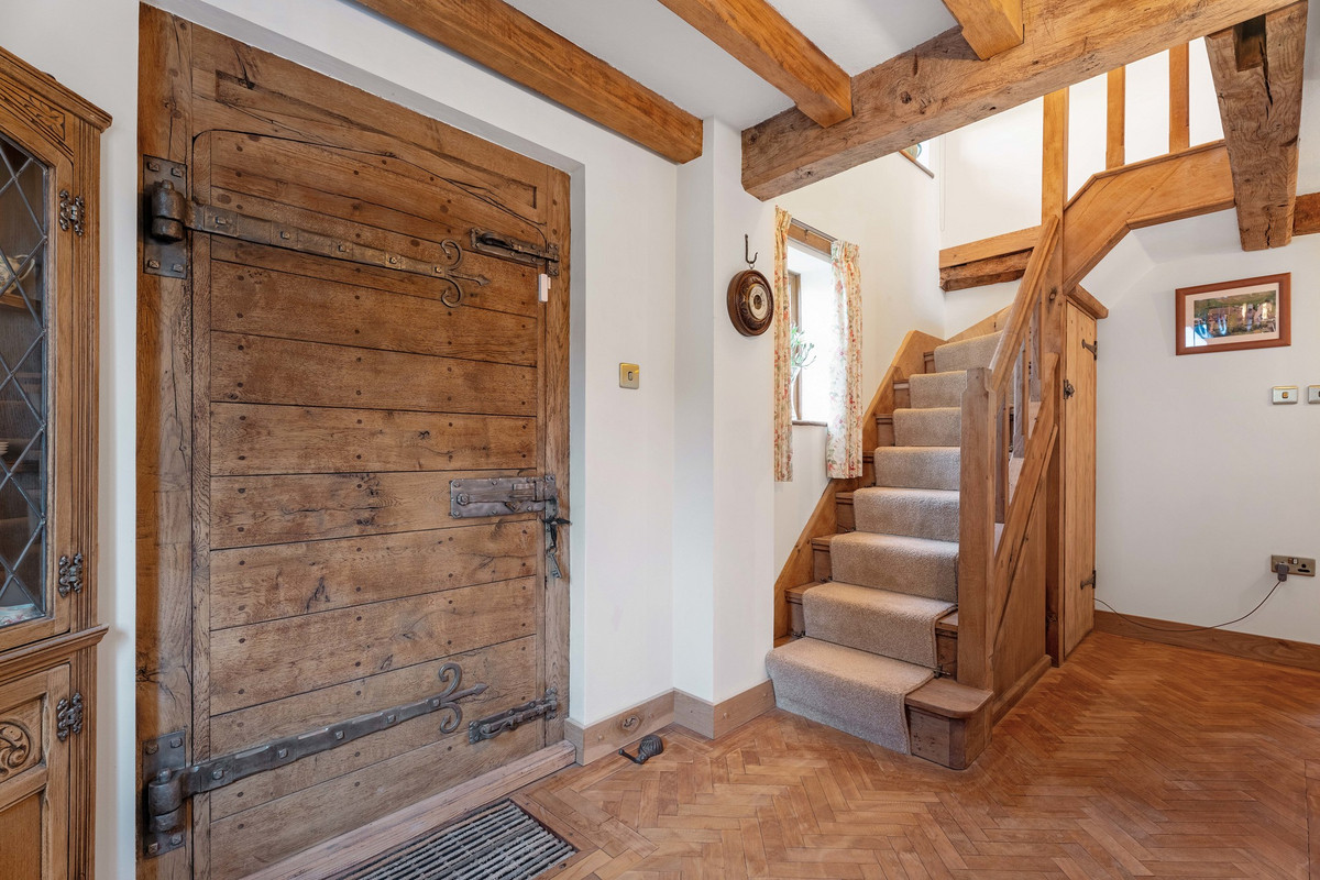 Detached House for sale with 2 bedrooms, Stoke Pound Lane Bromsgrove