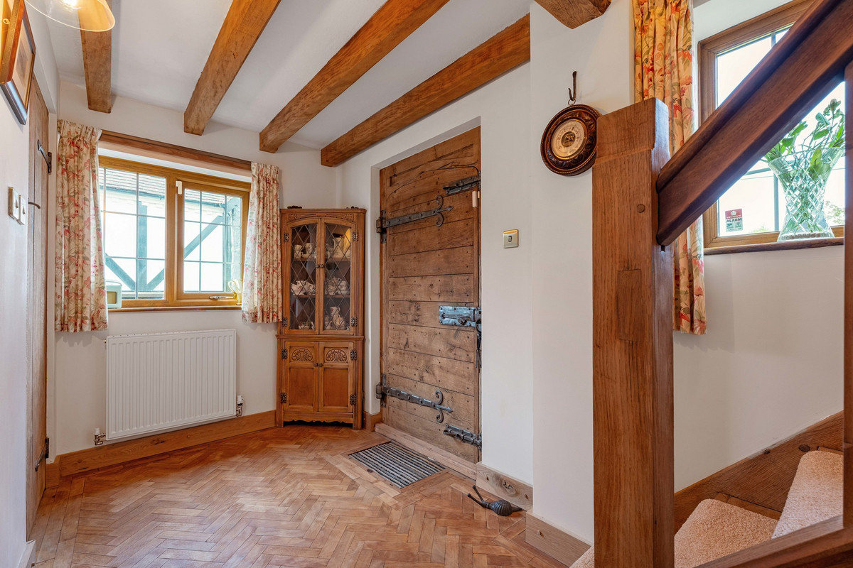 Detached House for sale with 2 bedrooms, Stoke Pound Lane Bromsgrove