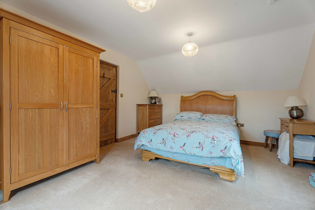 Detached House for sale with 2 bedrooms, Stoke Pound Lane Bromsgrove