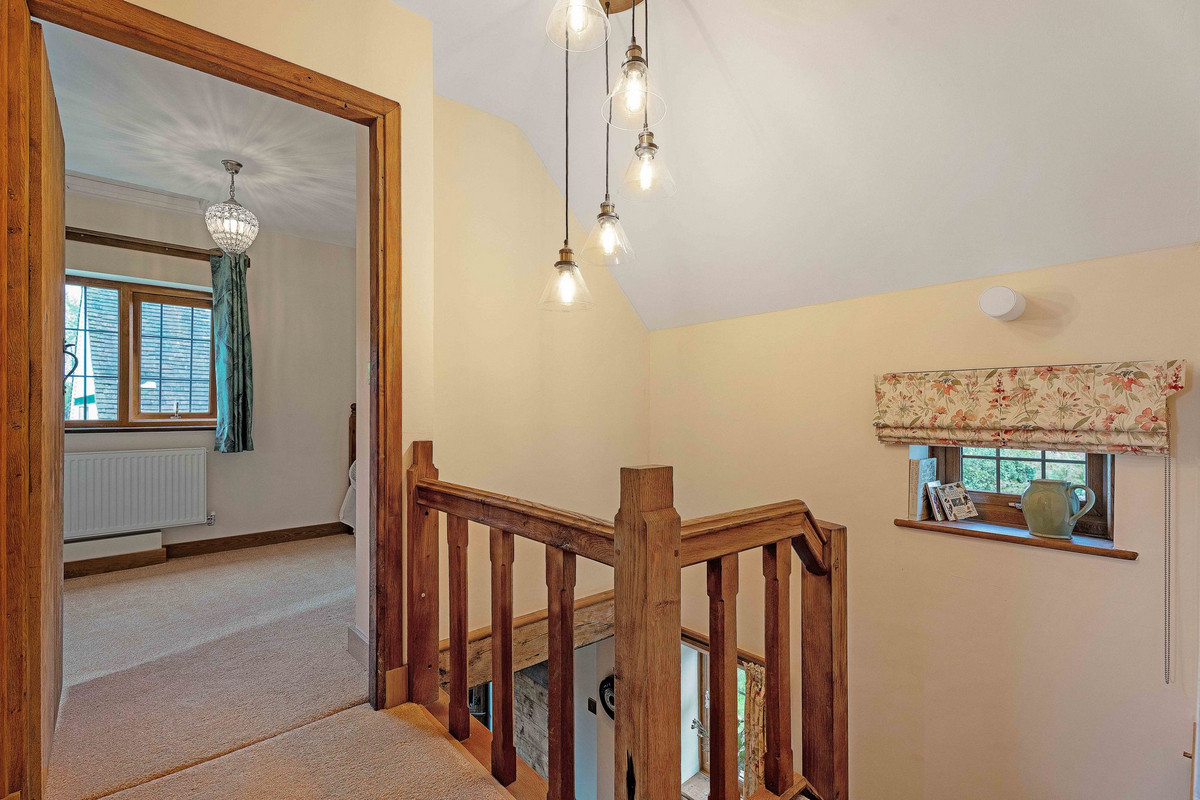 Detached House for sale with 2 bedrooms, Stoke Pound Lane Bromsgrove