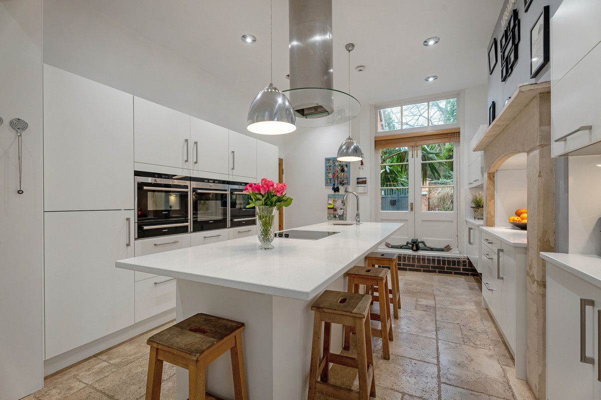 Detached House for sale with 6 bedrooms, Lansdowne Crescent Worcester