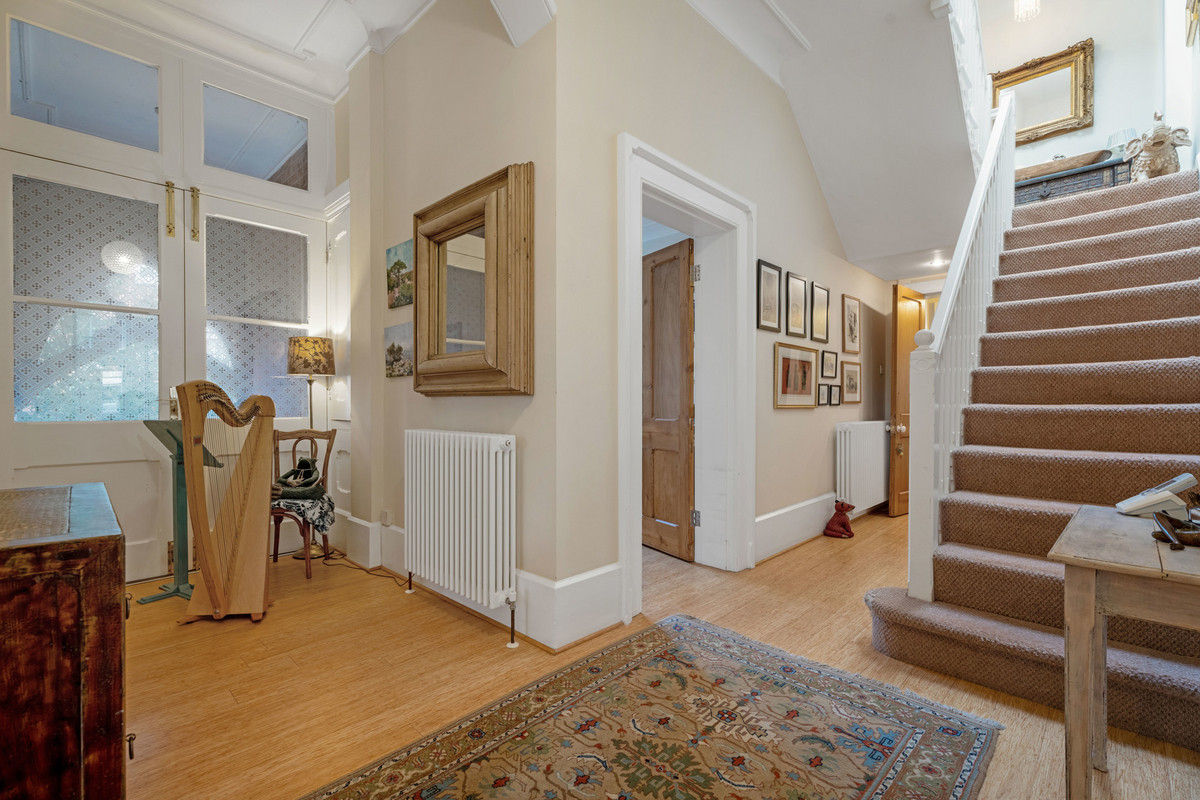 Detached House for sale with 6 bedrooms, Lansdowne Crescent Worcester