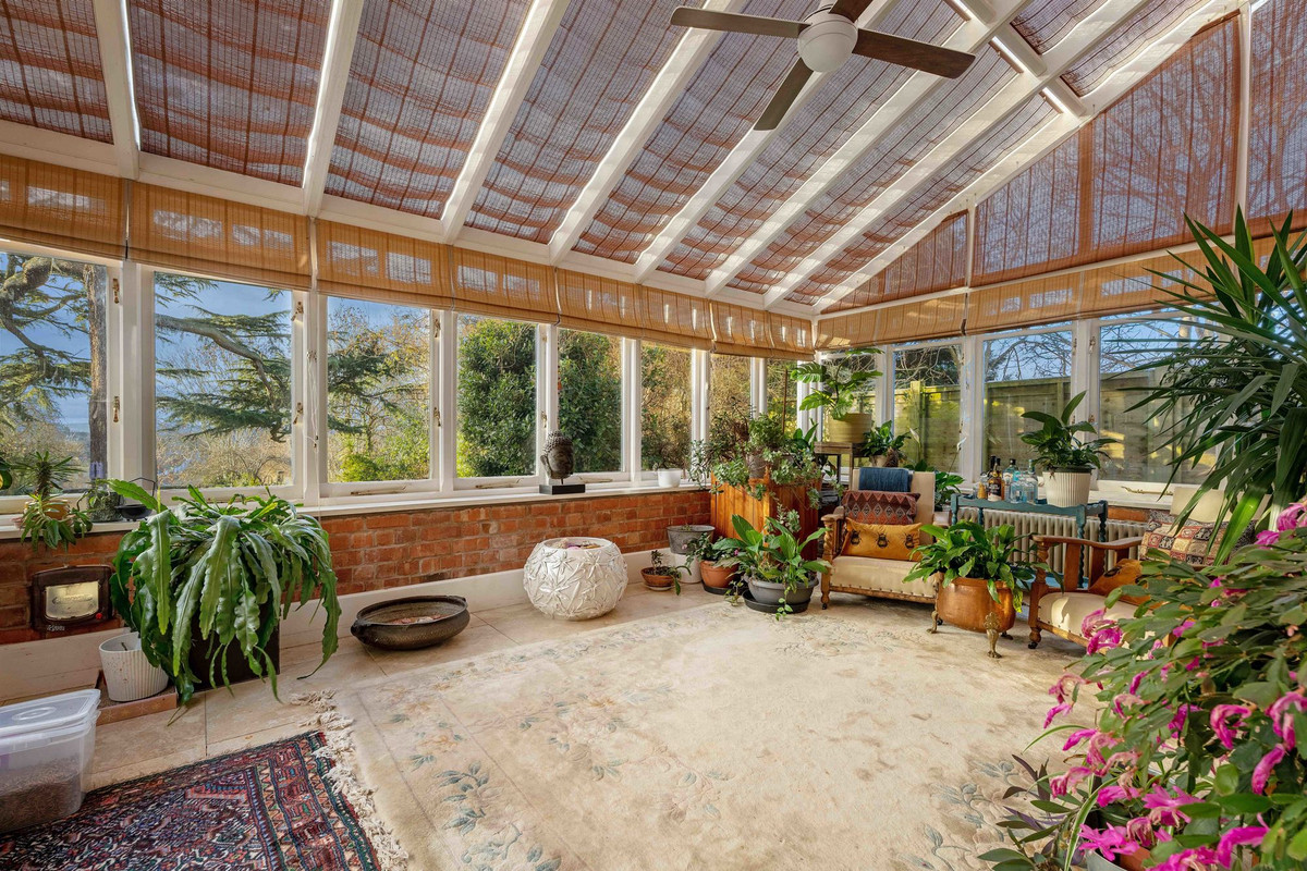 Detached House for sale with 6 bedrooms, Lansdowne Crescent Worcester