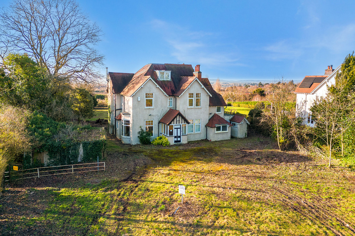 Detached House for sale with 5 bedrooms, Whittington Road Worcester