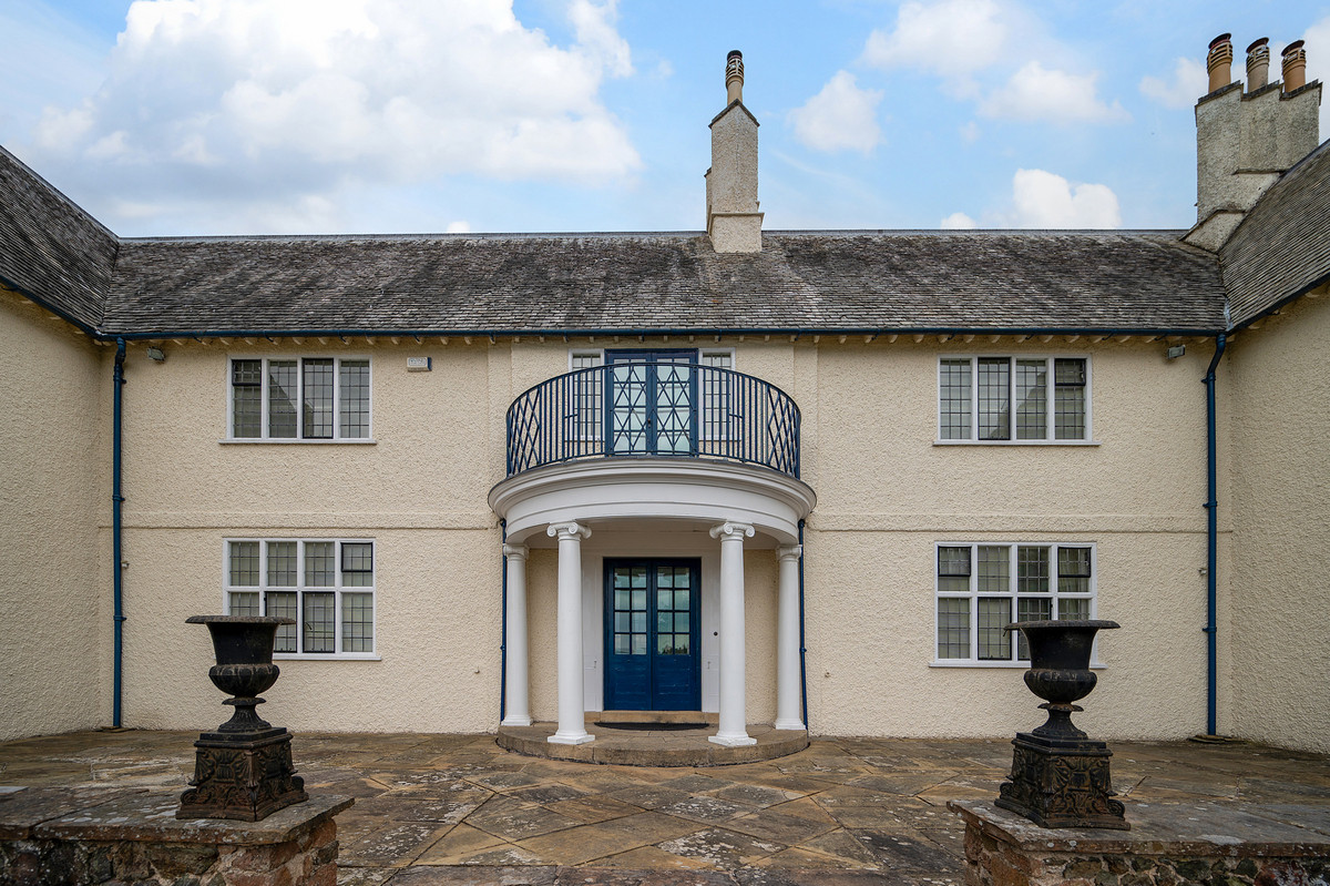 Country House for sale with 8 bedrooms, Jubilee Drive Malvern