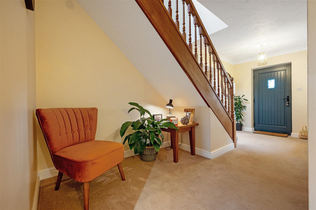 Detached House for sale with 6 bedrooms, Himbleton Droitwich