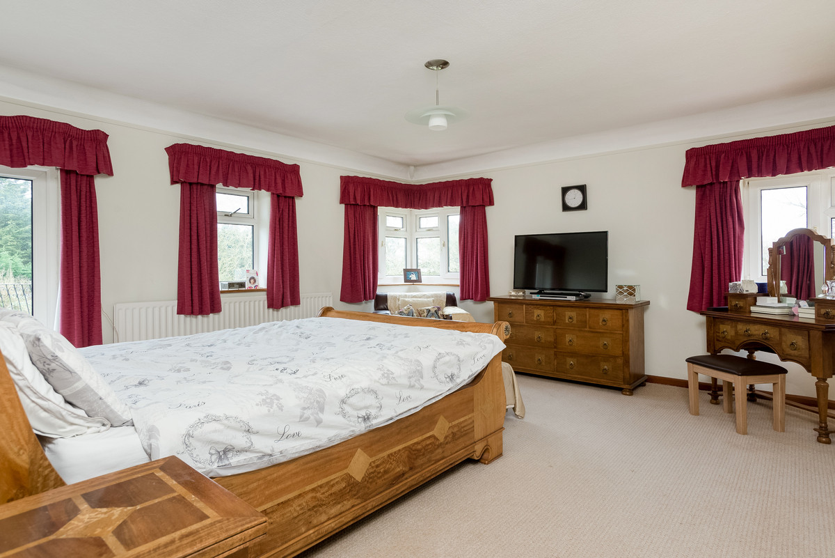 Detached House for sale with 5 bedrooms, Radford Semele, Leamington Spa