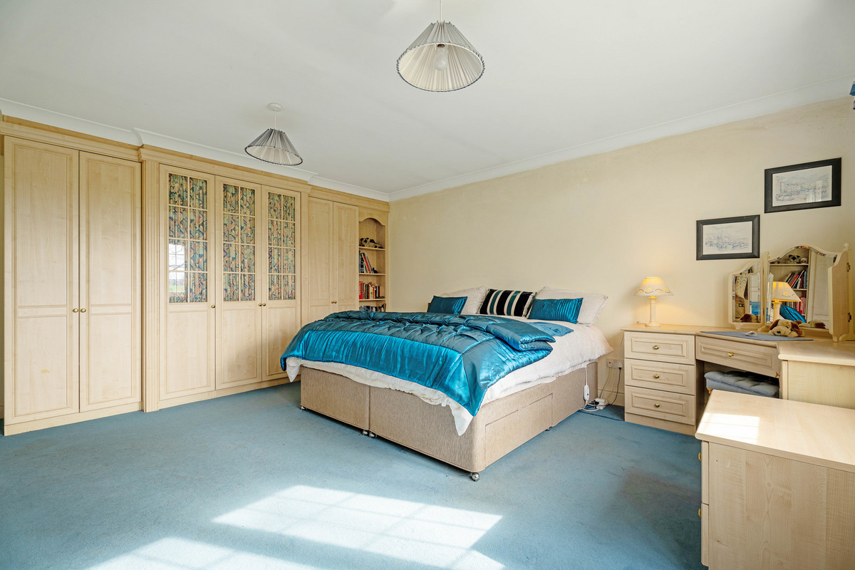 Detached House for sale with 5 bedrooms, Bridge End Warwick