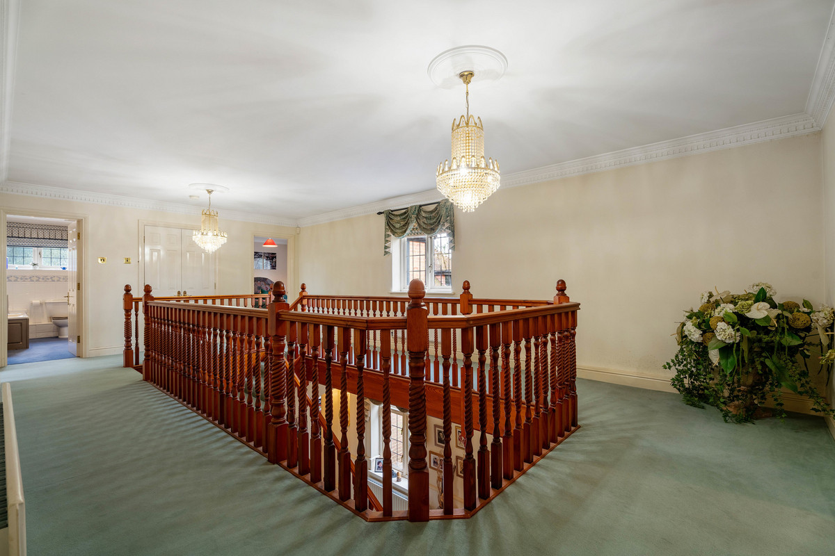 Detached House for sale with 5 bedrooms, Bridge End Warwick